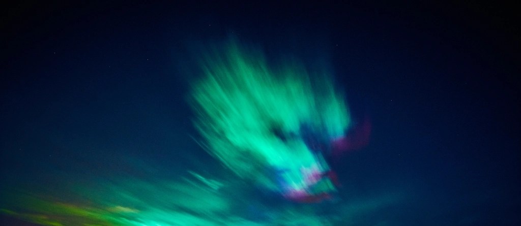 Des aurores boréales dans le ciel de Paris : un rêve qui devient réalité grâce au spectacle en plein air gratuit BORÉALIS&nbsp;!