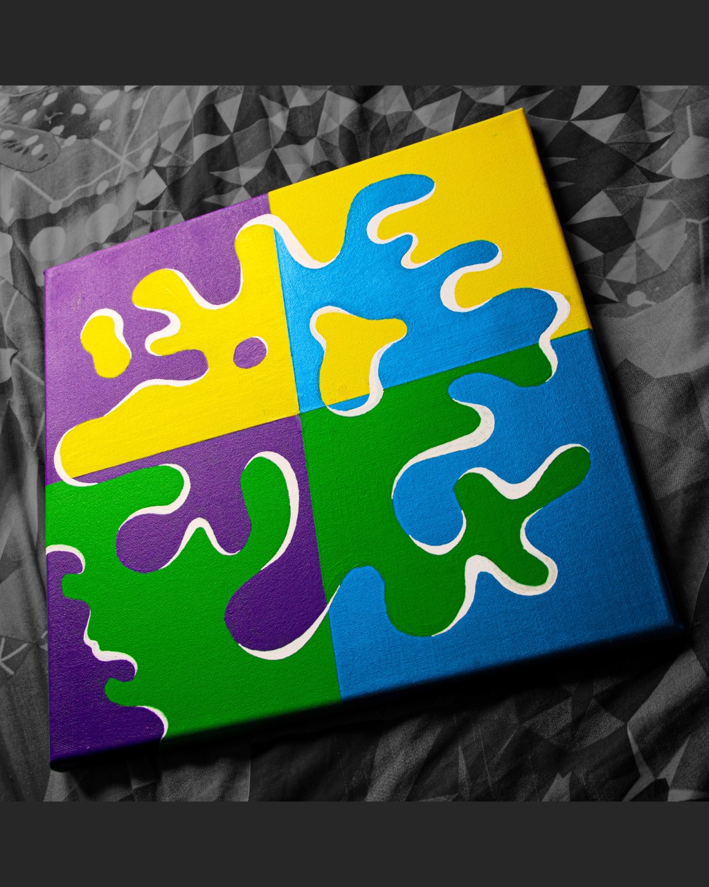 Toile carrée à l&rsquo;acrylique, 2025